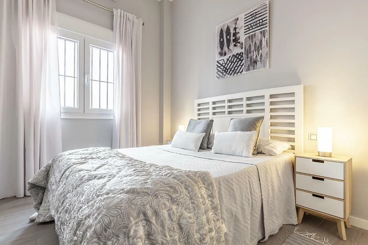 Apartment Minimalismo De Vanguardia Con Altas Calidades 1 Br Seville Spain